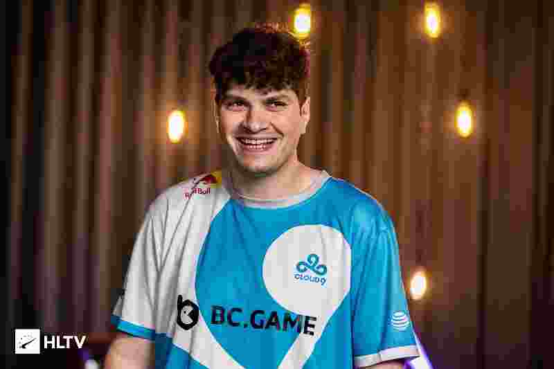 在全球足球 在全球足球